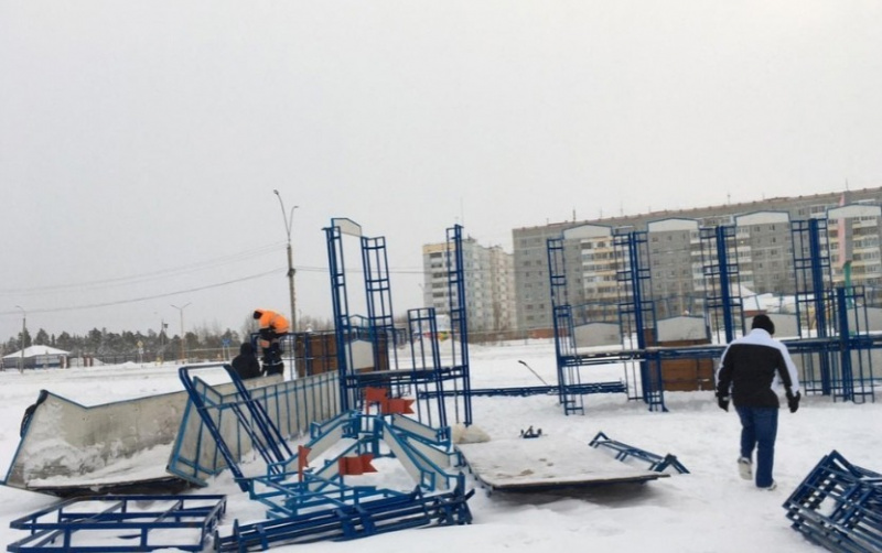 В Усинске началась подготовка к новогодним праздникам
