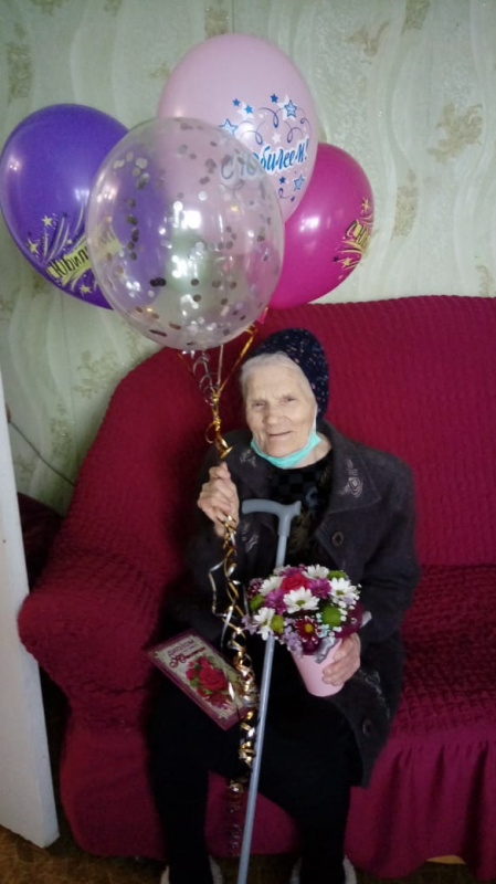 Жительница Усинска отметила 90-летний юбилей