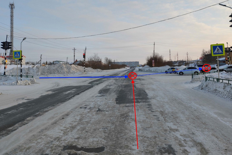 Вчера в Усинске произошло ДТП, Renault Laguna врезалась в Toyota Land