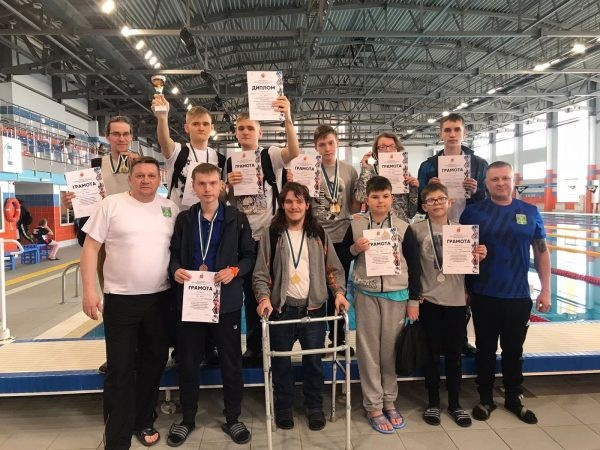 Второе место в эстафете заняли усинские пловцы на Чемпионате и первенстве Республики Коми по адаптивному плаванию