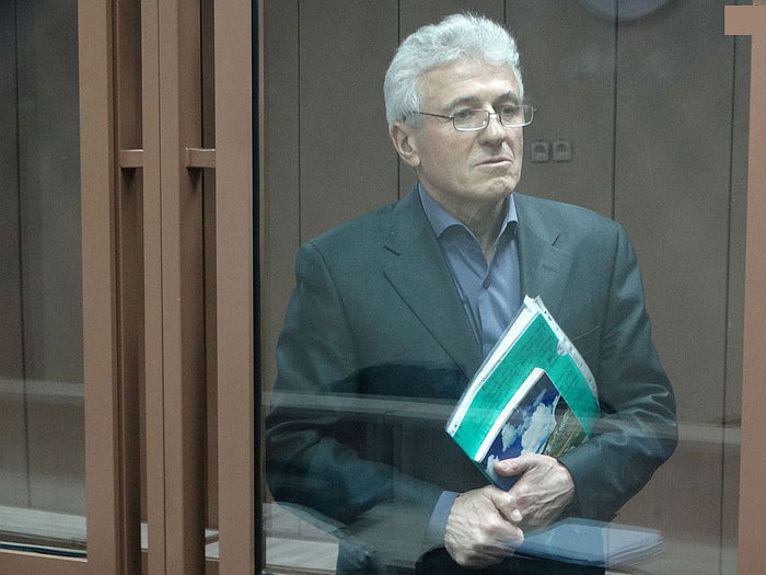Хотел стать мошенником, но суд сказал: «Все-таки взяточник...»