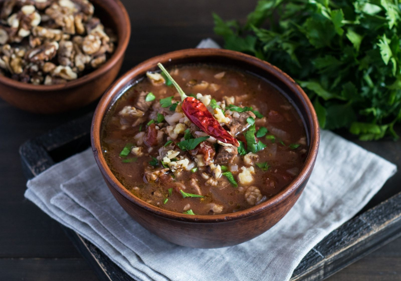 Пряный суп Харчо с рисом