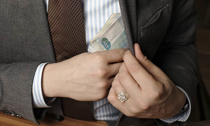 Директора фирмы в Коми обвинили в мошенничестве на 3,5 миллиона рублей