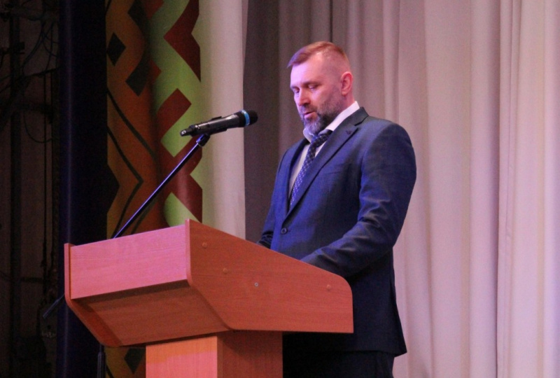 Олег Шутов официально вступил в должность главы Печорского района