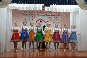 В Доме культуры с. Усть-Лыжа прошел праздничный концерт посвященный Дню матери