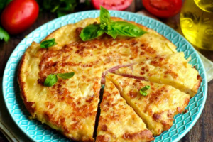 Картофельная бабка с мясом и грибами